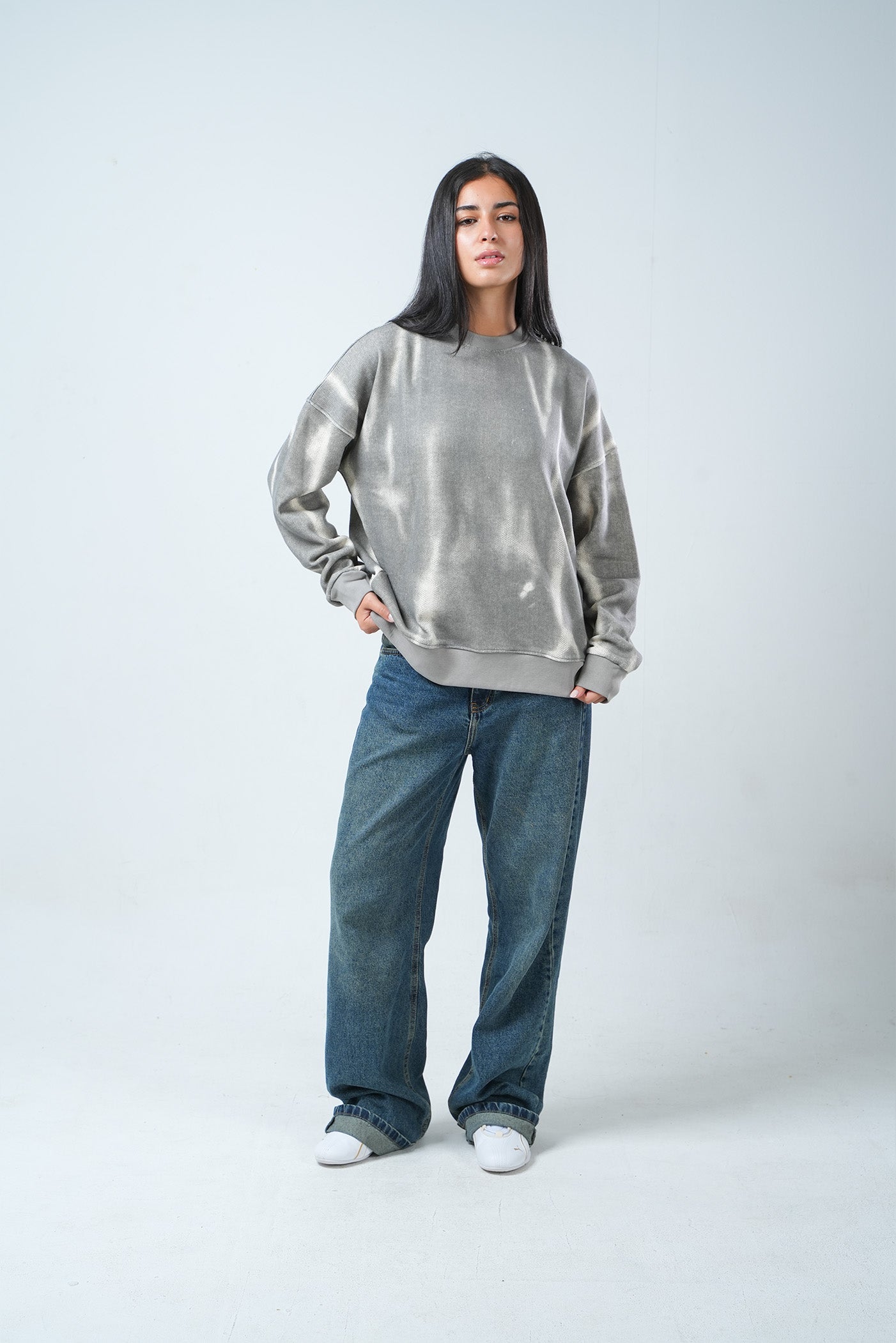 Ash Fade Crewneck – Gray