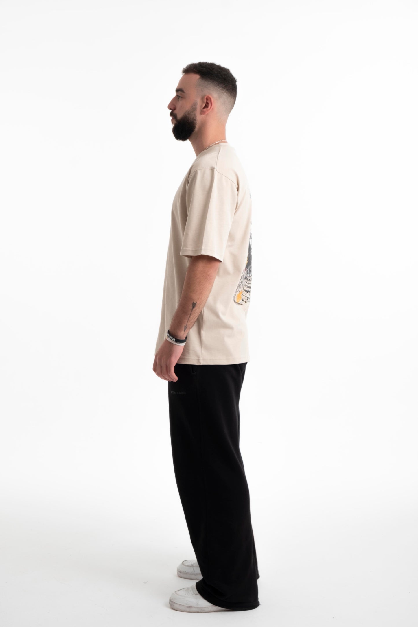 Graffiti Nefer Tee